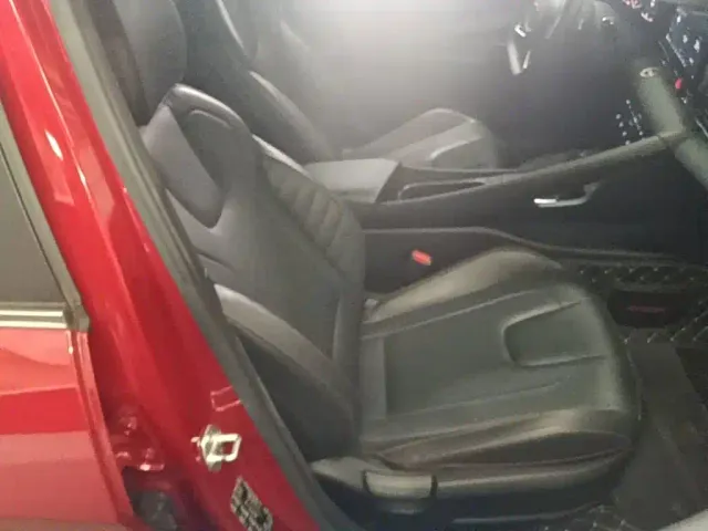 Hyundai Elantra — Фото автомобиля 24