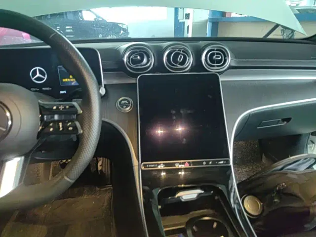 Mercedes-Benz C-Class — Фото автомобиля 12