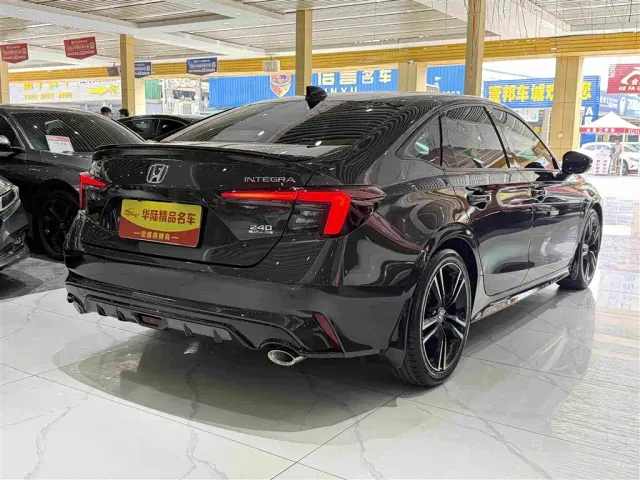 Honda Integra — Фото автомобиля 4