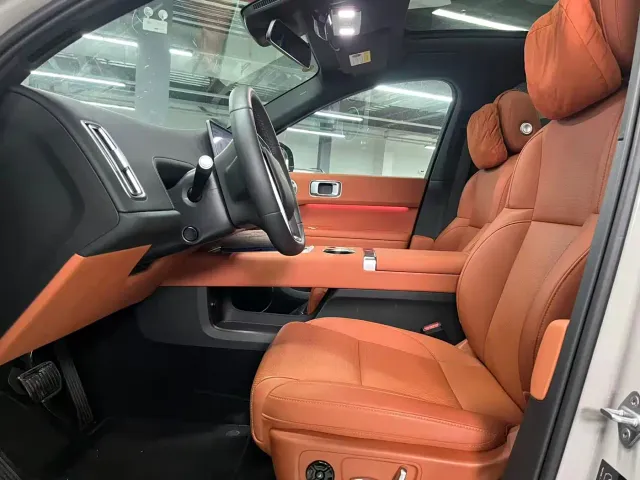 Li Auto L6 — Фото автомобиля 3