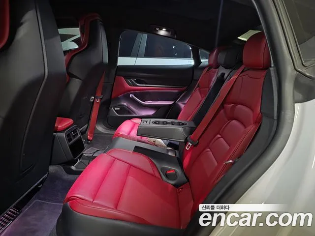 Porsche Taycan Taycan Khan — Фото автомобиля 11