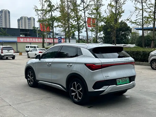 BYD Yuan PLUS — Фото автомобиля 11