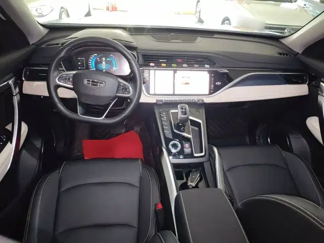 Geely Boyue — Фото автомобиля 9