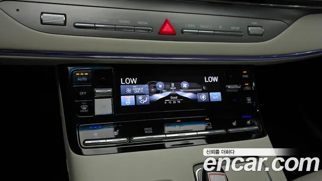 Hyundai Grandeur Grandeur (New) Hybrid — Фото автомобиля 22