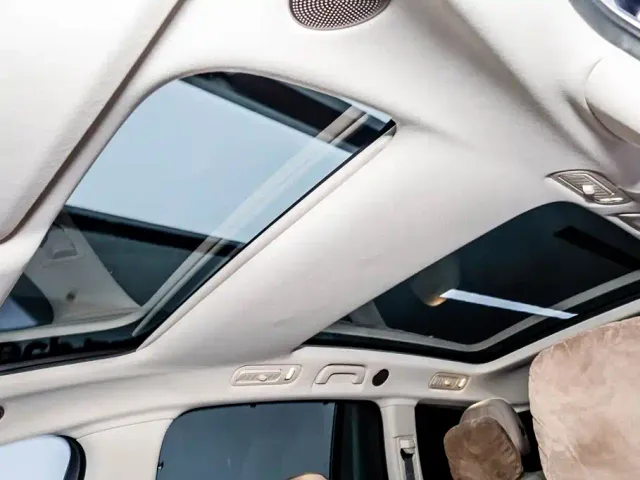 Li Auto i8 — Фото автомобиля 21