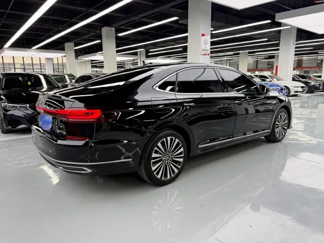 Volkswagen Passat — Фото автомобиля 14