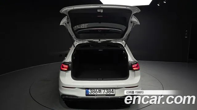 Volkswagen Golf Golf 8 поколение 2.0 TDI Prestige — Фото автомобиля 16