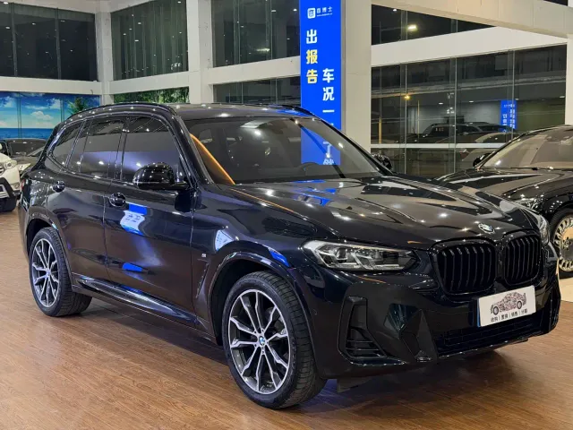 BMW X3 — Фото автомобиля 3