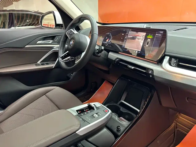 BMW X1 — Фото автомобиля 12