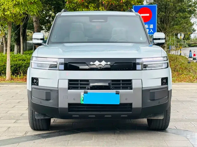BYD FangChengBao Titanium 7 — Фото автомобиля 2