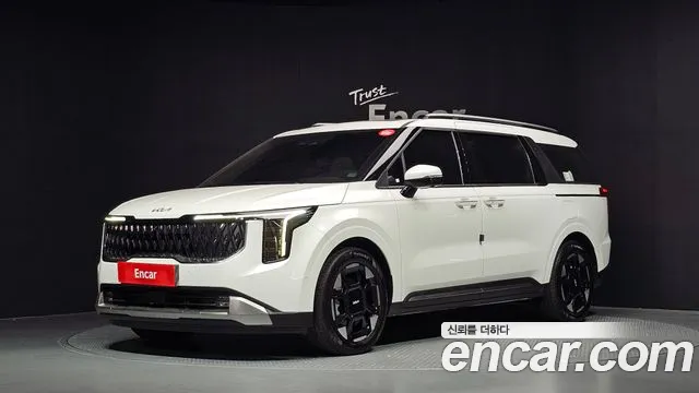 Фотография автомобиля — Kia Carnival Generation 4