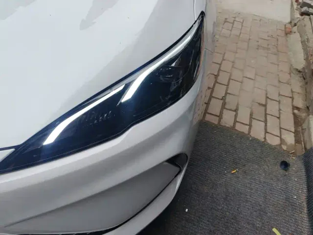 BYD Seal 05 DM-i — Фото автомобиля 5