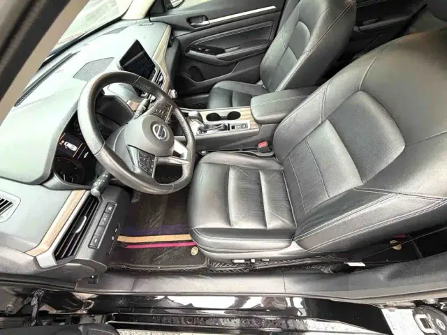 Nissan Teana — Фото автомобиля 4