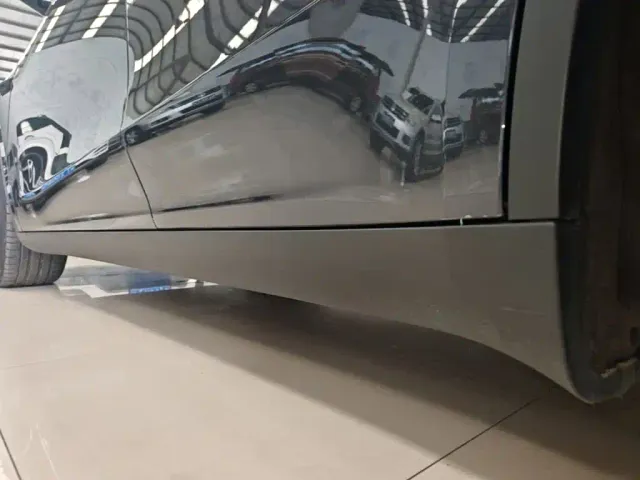 Tesla Model Y — Фото автомобиля 21