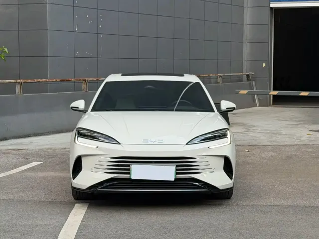 BYD Seal — Фото автомобиля 10