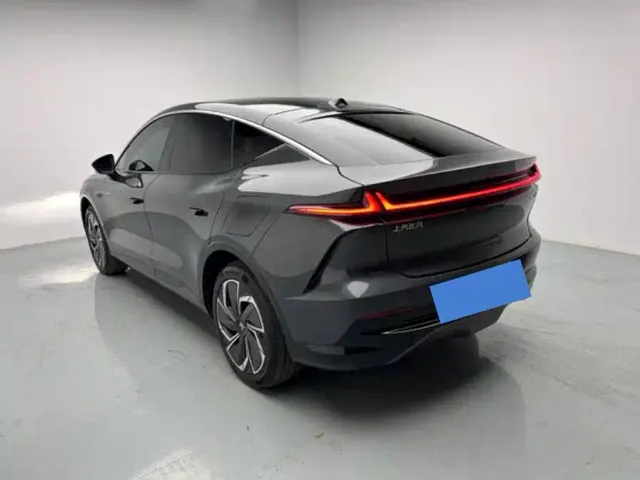 Roewe Feifan R7 — Фото автомобиля 4