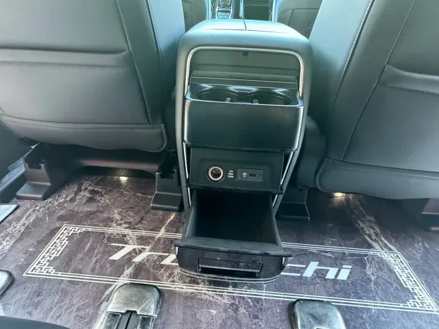 GAC Trumpchi M8 — Фото автомобиля 16