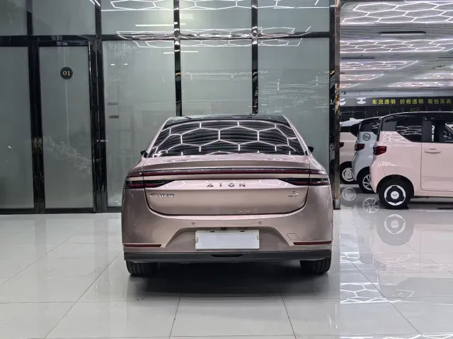 GAC Aion S Plus — Фото автомобиля 6