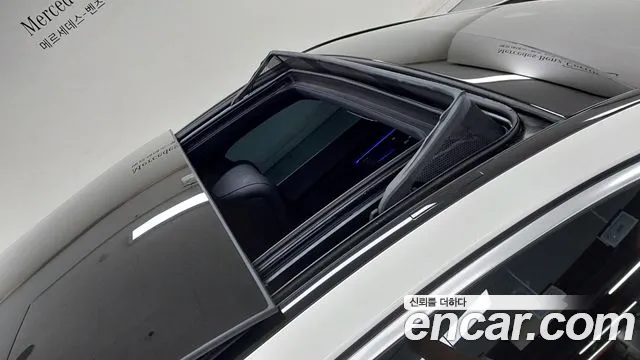 Mercedes-Benz S-Class — Фото автомобиля 12