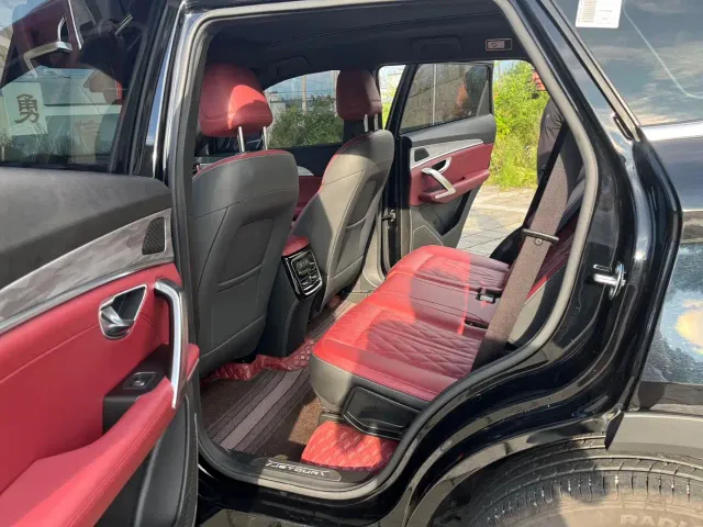 Jetour X70 Plus — Фото автомобиля 9