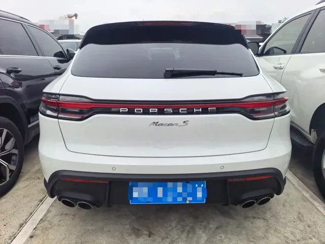 Porsche Macan — Фото автомобиля 13
