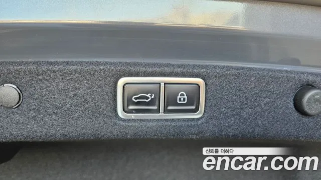 Hyundai Grandeur GN7 — Фото автомобиля 24