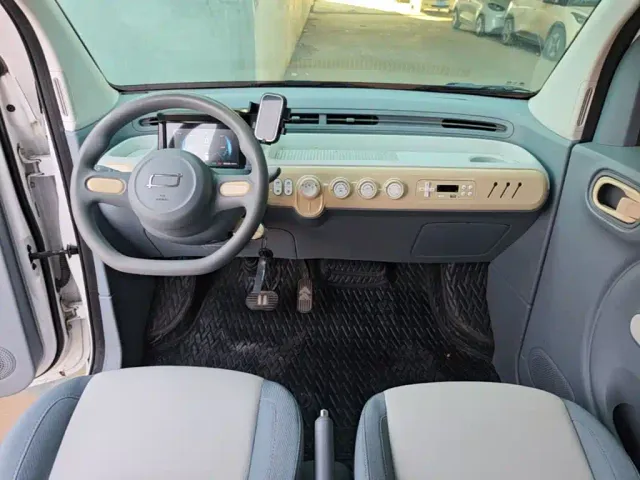 Besturn Bestune Pony 2025 222km Lightning Horse — Фото автомобиля 9