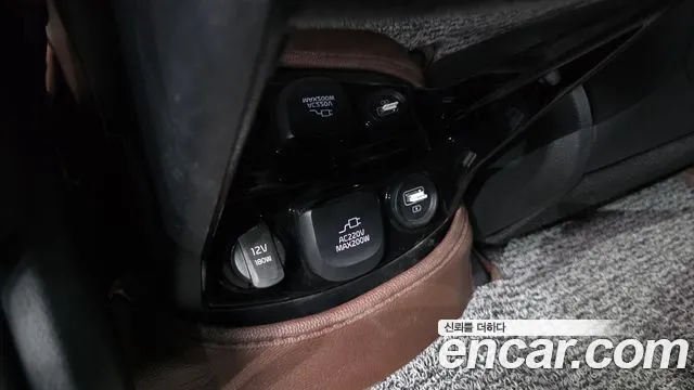 Kia Sorento Sorento 4-е поколение Дизель 2.2 2WD — Фото автомобиля 27