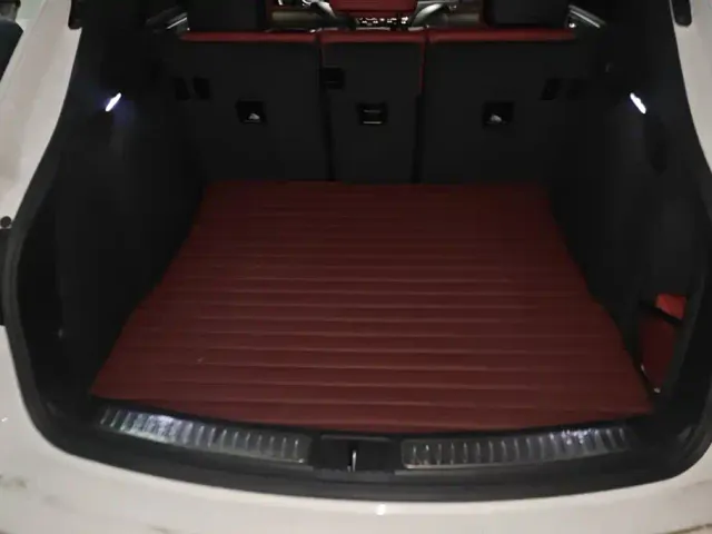 Porsche Macan — Фото автомобиля 4