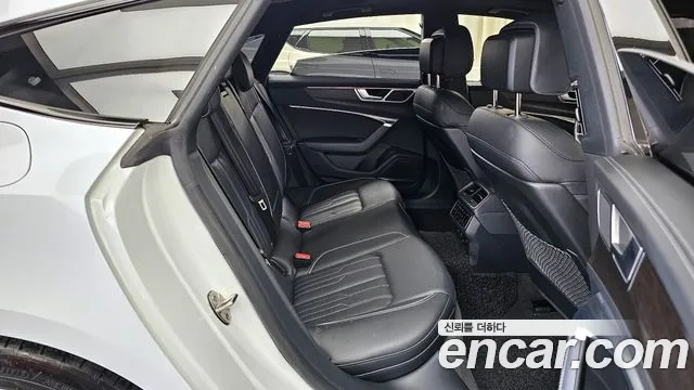 Audi A7 55 TFSI quattro Premium — Фото автомобиля 12