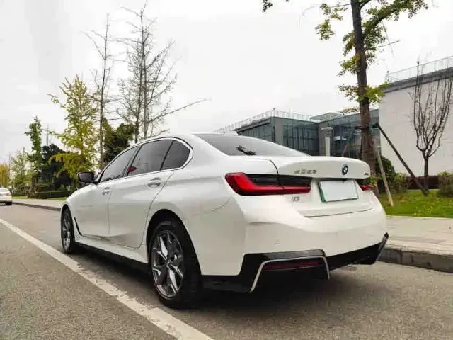BMW i3 — Фото автомобиля 7