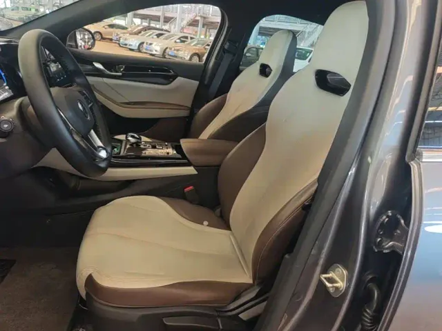 BYD Qin PLUS — Фото автомобиля 14
