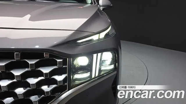 Hyundai Santafe Новый Santa Fe Дизель 2.2 2WD — Фото автомобиля 21