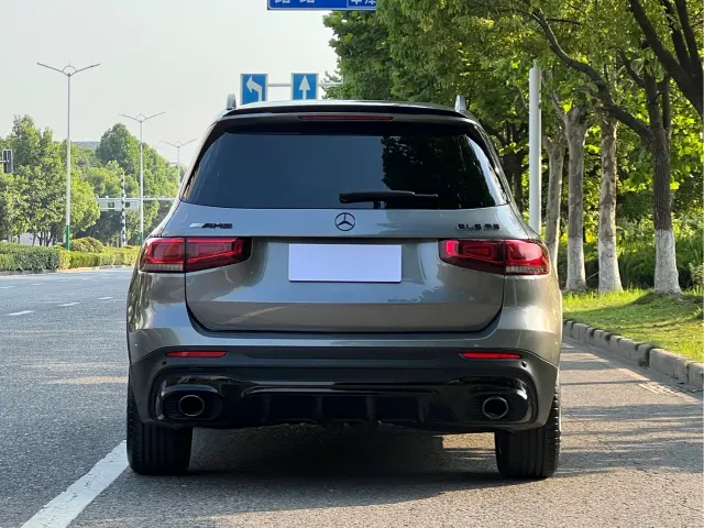Mercedes-Benz GLB AMG — Фото автомобиля 4