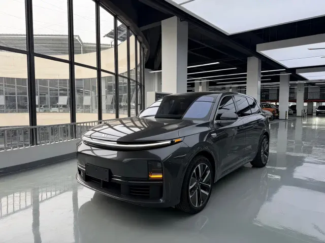 Фотография автомобиля — Li Auto L7