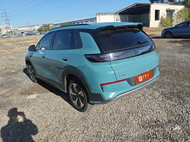 BYD Sealion 05 EV — Фото автомобиля 3