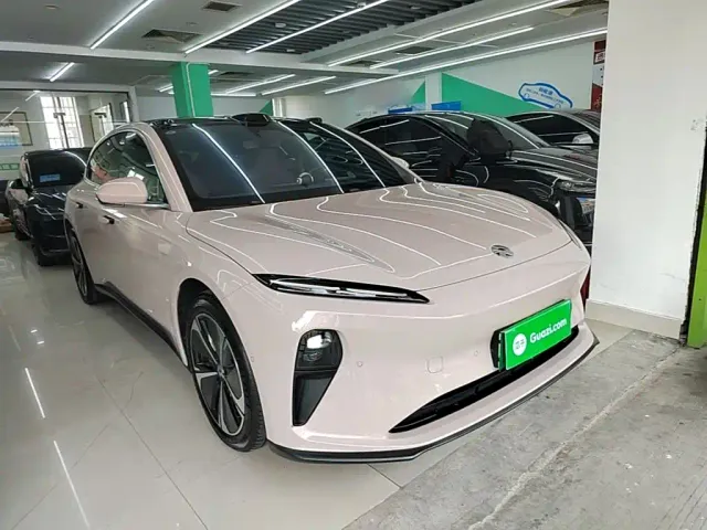 Nio ET5 Touring — Фото автомобиля 3