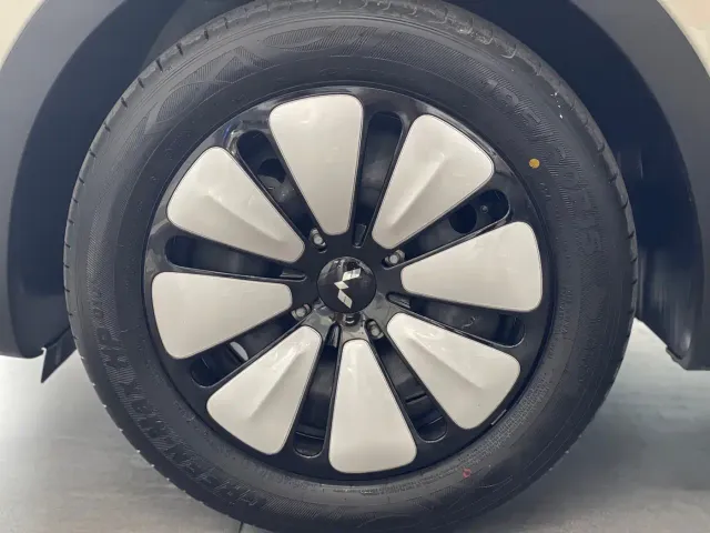 Wuling Bingo — Фото автомобиля 20