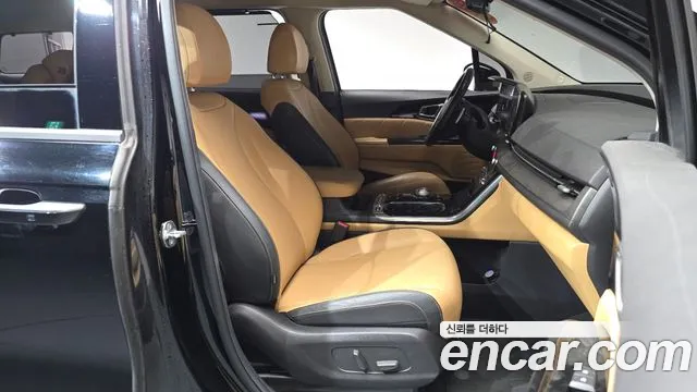 Kia Canival Carnival 4 поколение Дизель 9 мест Signature — Фото автомобиля 24