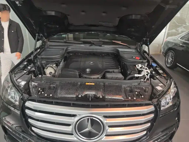 Mercedes-Benz GLS-Class — Фото автомобиля 24