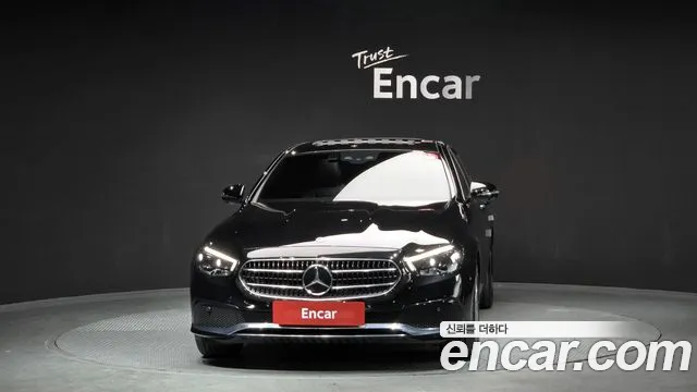 Mercedes-Benz E-Class E-класс W213 E350 4MATIC Avantgarde — Фото автомобиля 3