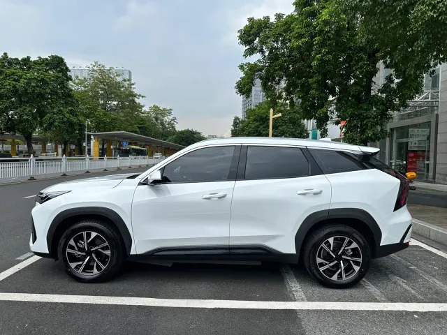 Geely Boyue L — Фото автомобиля 24