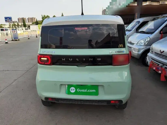 Wuling Hongguang Mini EV — Фото автомобиля 5