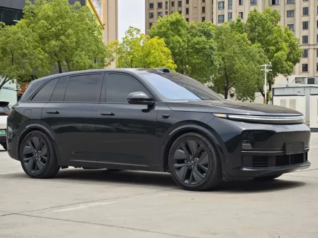 Li Auto L7 — Фото автомобиля 3
