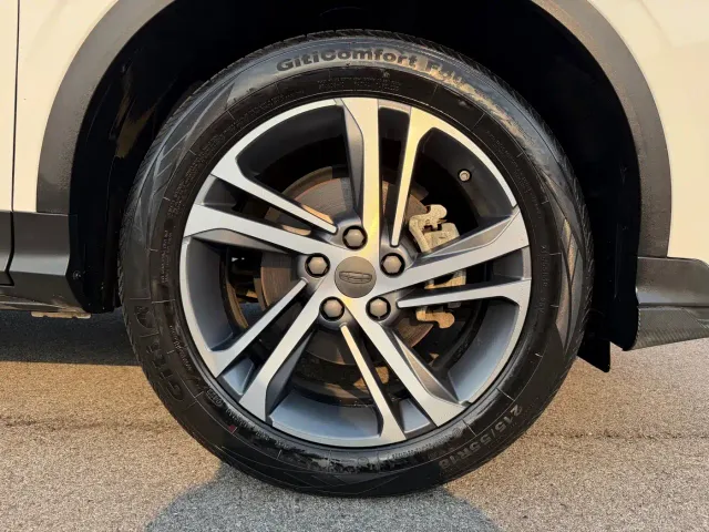 Geely Binyue — Фото автомобиля 28