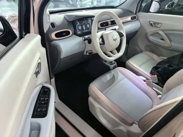 Leapmotor T03 — Фото автомобиля 15