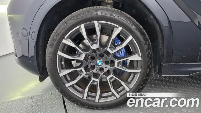 BMW X6 xDrive40i M Sport — Фото автомобиля 5