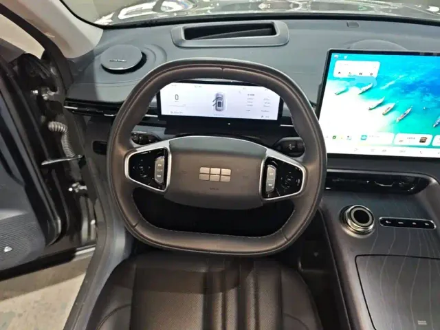 Geely Galaxy E5 — Фото автомобиля 6