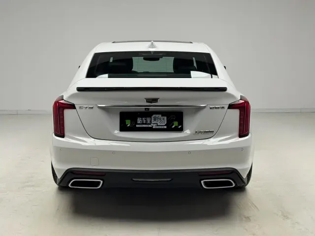Cadillac CT5 — Фото автомобиля 5