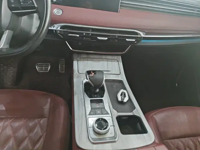 Jetour X70 Plus — Фото автомобиля 13
